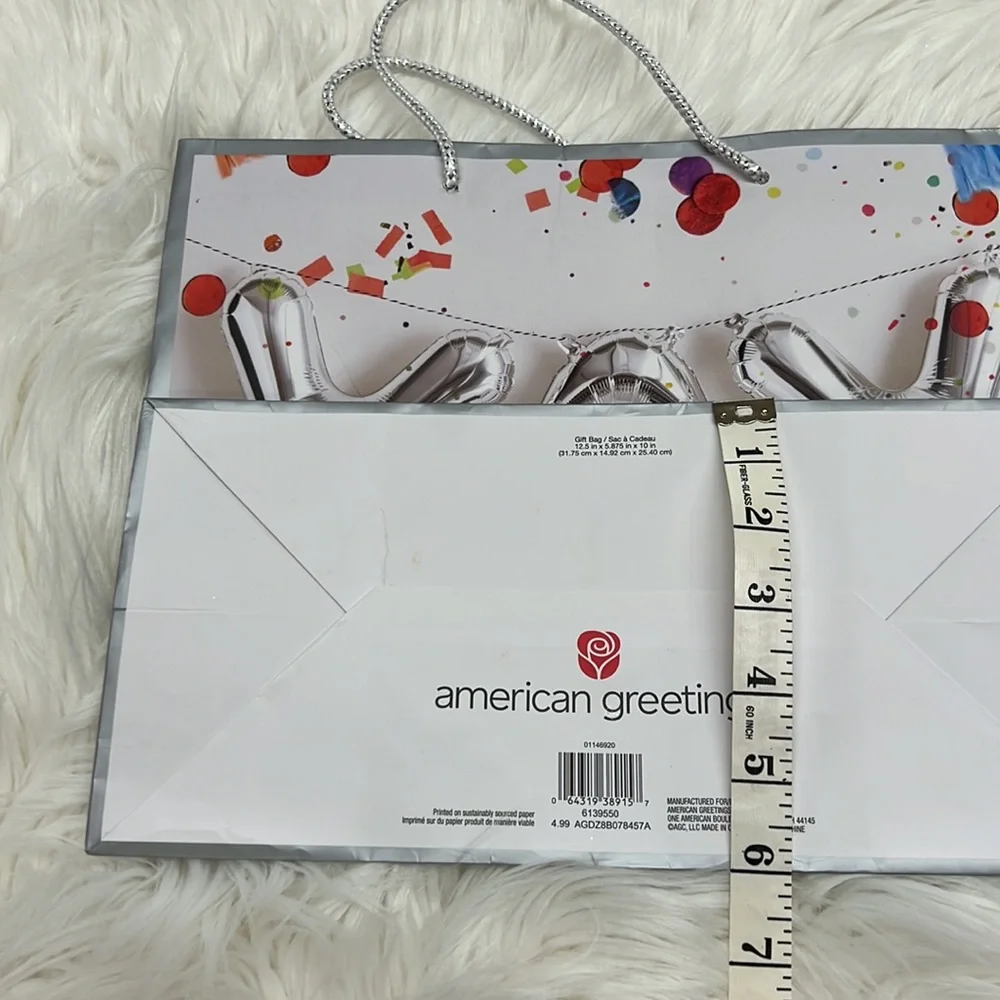 AMERICAN GREETINGS Gift Bag that says YAY